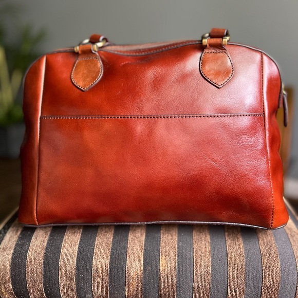 Etienne Aigner Rich Brown Leather Bag with Gold Hardware - Picture 4 of 9